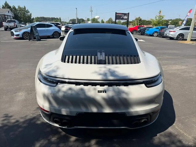 2021 Porsche 911 Carrera