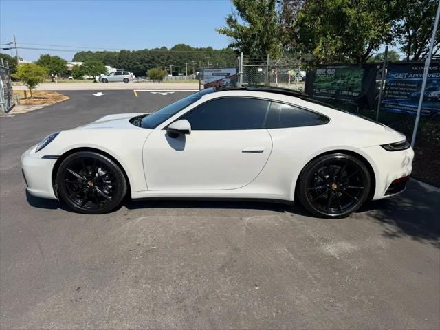 2021 Porsche 911 Carrera