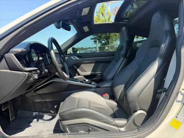 2021 Porsche 911 Carrera
