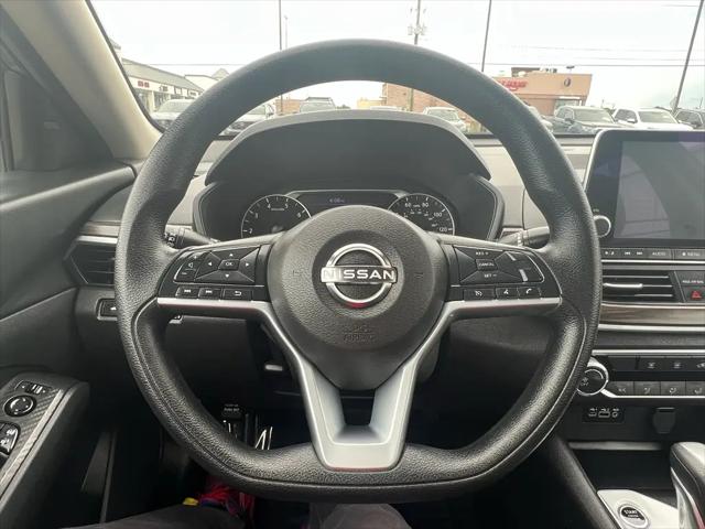 2025 Nissan Altima SV FWD
