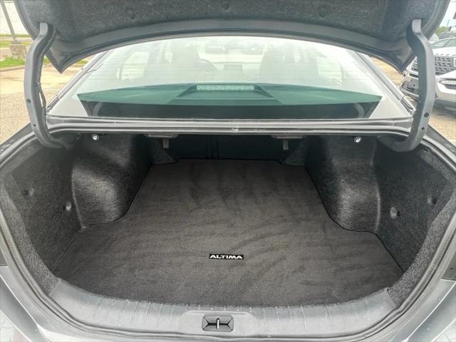 2025 Nissan Altima SV FWD