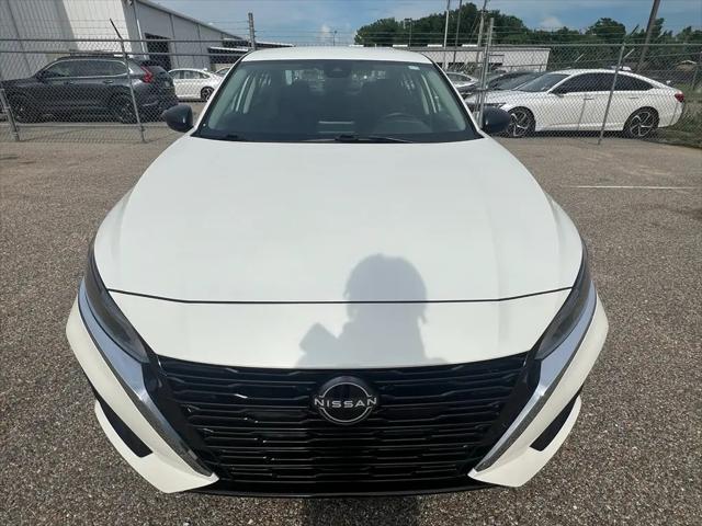 2025 Nissan Altima SV FWD