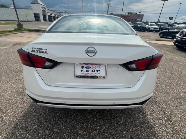 2025 Nissan Altima SV FWD