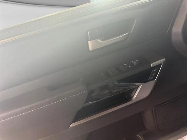 2026 Toyota Tundra Limited CrewMax 5.5' Bed