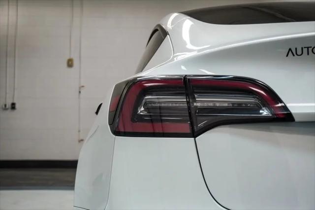 2022 Tesla Model 3 Long Range Dual Motor All-Wheel Drive