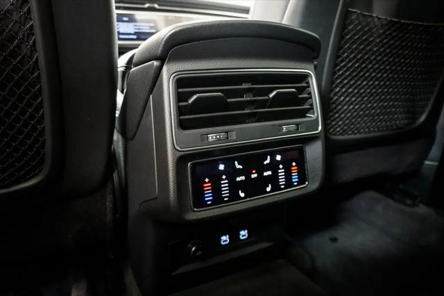 2021 Audi Q8 Premium Plus 55 TFSI quattro Tiptronic