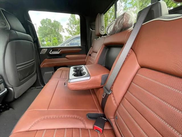 2026 GMC Sierra 2500HD Crew Cab, Standard Bed, Denali Ultimate, 4WD