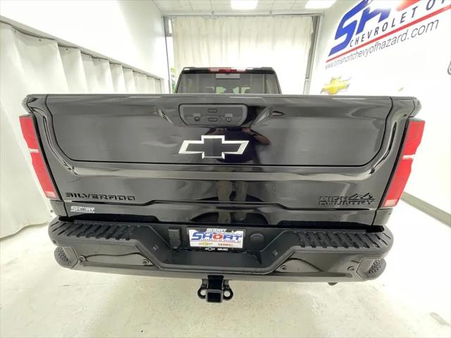 2026 Chevrolet Silverado 2500HD Crew Cab, Standard Bed, High Country, 4WD