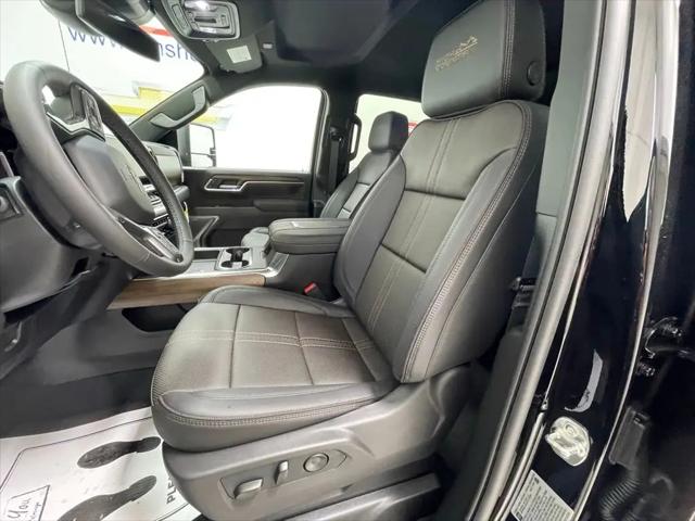 2026 Chevrolet Silverado 2500HD Crew Cab, Standard Bed, High Country, 4WD