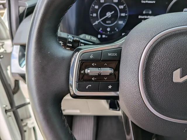 2024 Kia Carnival MPV SX Prestige