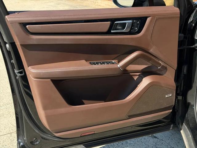2023 Porsche Cayenne Cayenne