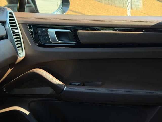 2023 Porsche Cayenne Cayenne