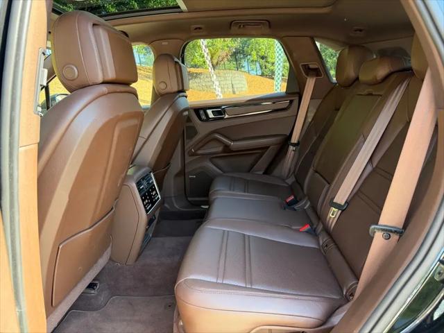 2023 Porsche Cayenne Cayenne