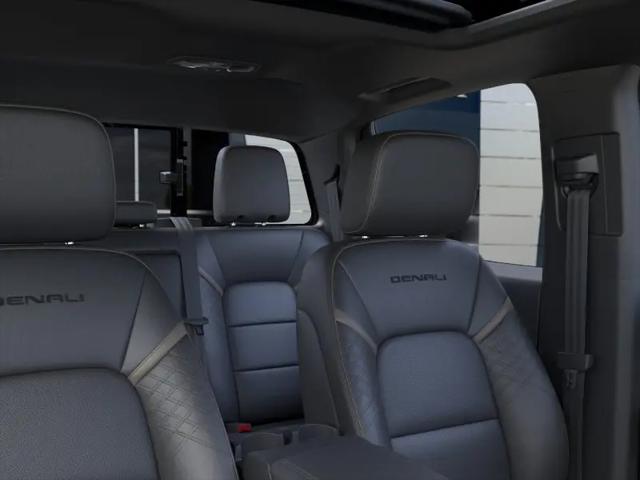 2026 GMC Canyon Denali, 4WD