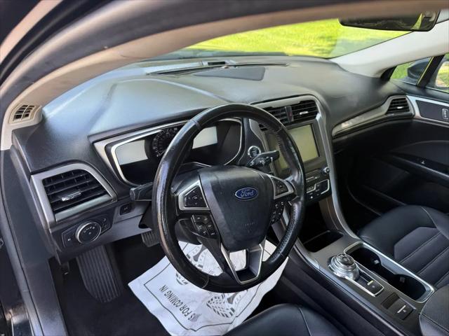 2017 Ford Fusion SE