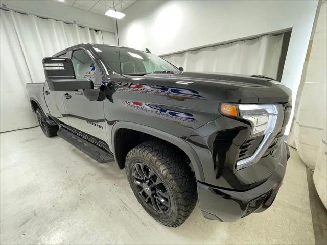 2025 Chevrolet Silverado 2500HD 4WD Crew Cab Standard Bed LT