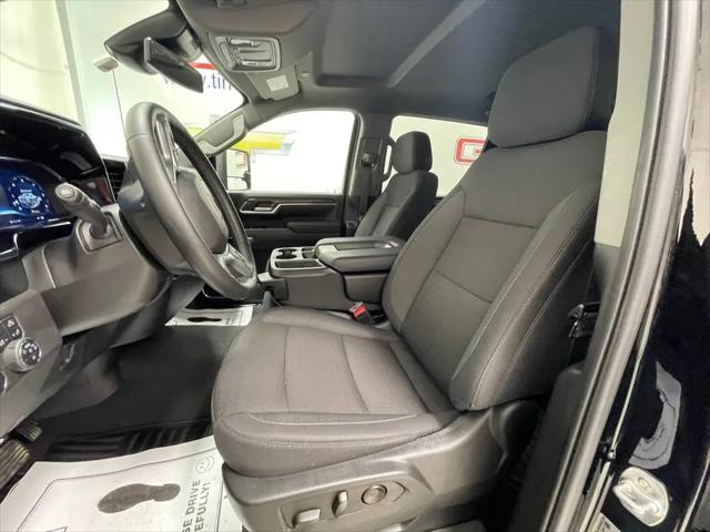 2025 Chevrolet Silverado 2500HD 4WD Crew Cab Standard Bed LT