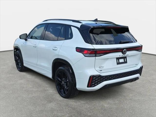 2026 Volkswagen Tiguan SE R-Line Black