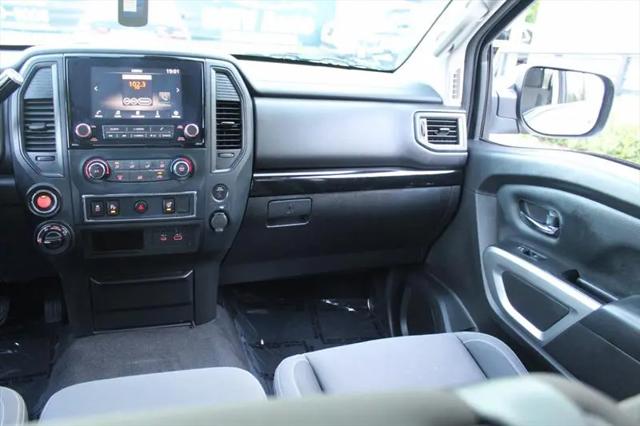 2024 Nissan Titan Crew Cab SV 4x4