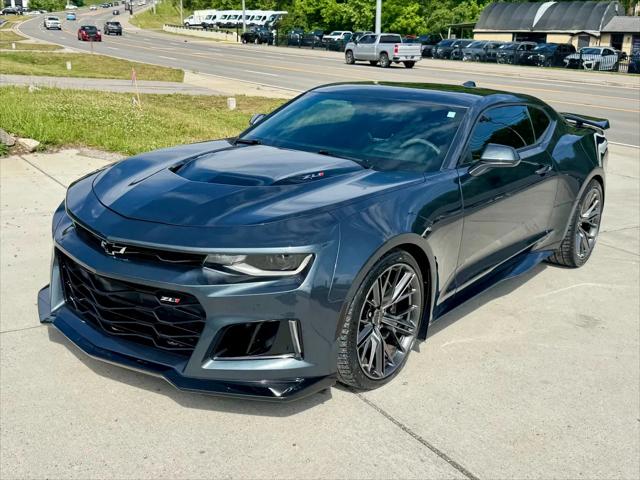 2022 Chevrolet Camaro RWD Coupe ZL1