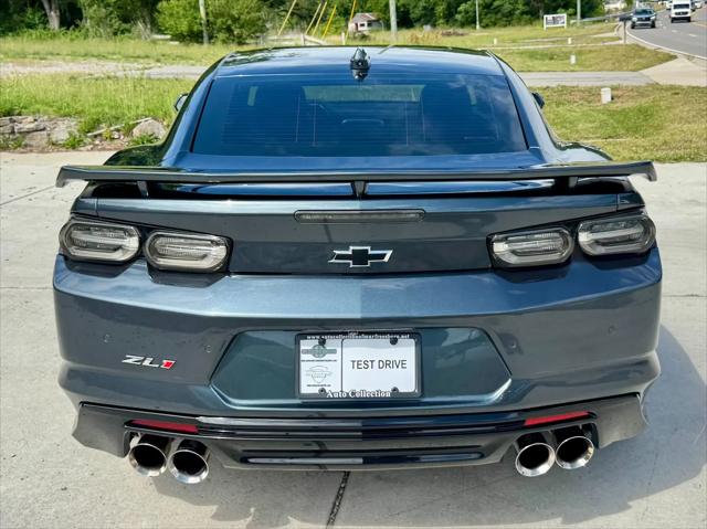2022 Chevrolet Camaro RWD Coupe ZL1