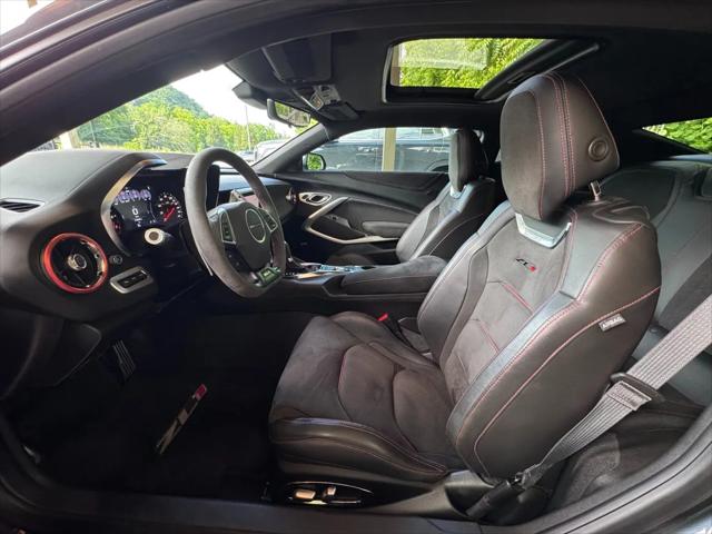 2022 Chevrolet Camaro RWD Coupe ZL1