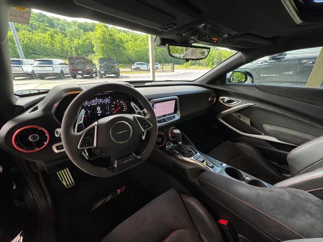 2022 Chevrolet Camaro RWD Coupe ZL1