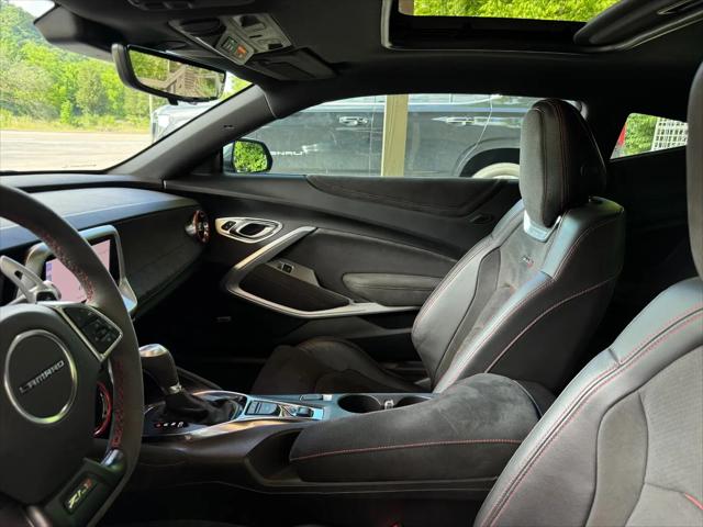 2022 Chevrolet Camaro RWD Coupe ZL1