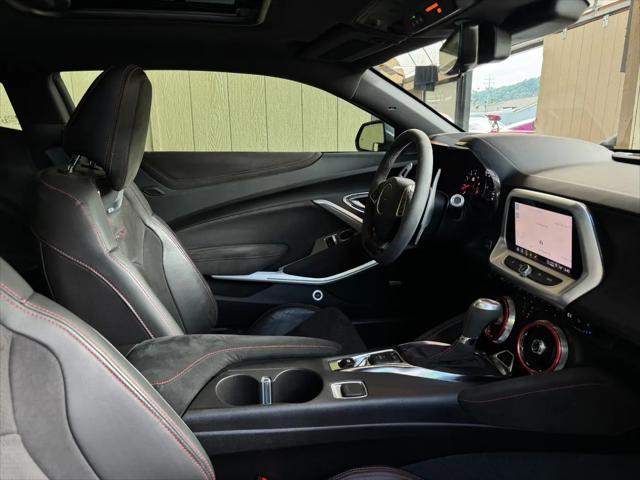 2022 Chevrolet Camaro RWD Coupe ZL1