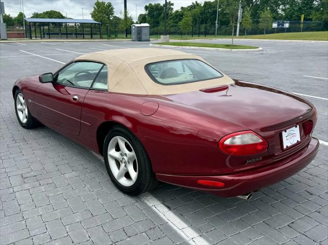 1997 Jaguar XK8 Standard
