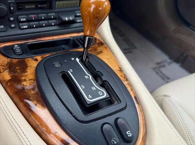 1997 Jaguar XK8 Standard