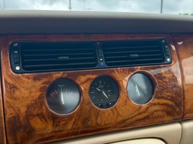 1997 Jaguar XK8 Standard