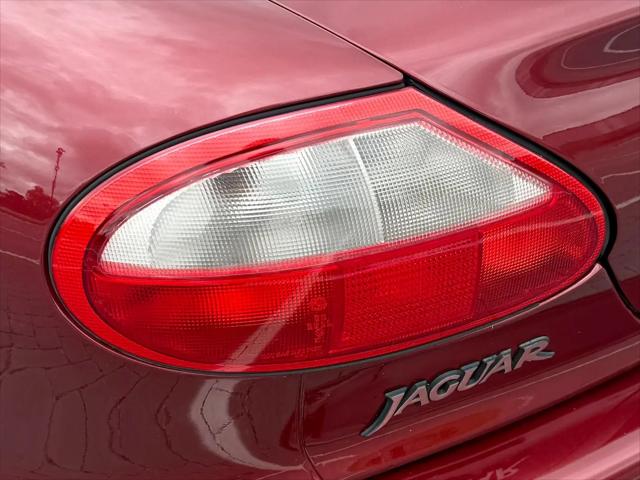 1997 Jaguar XK8 Standard