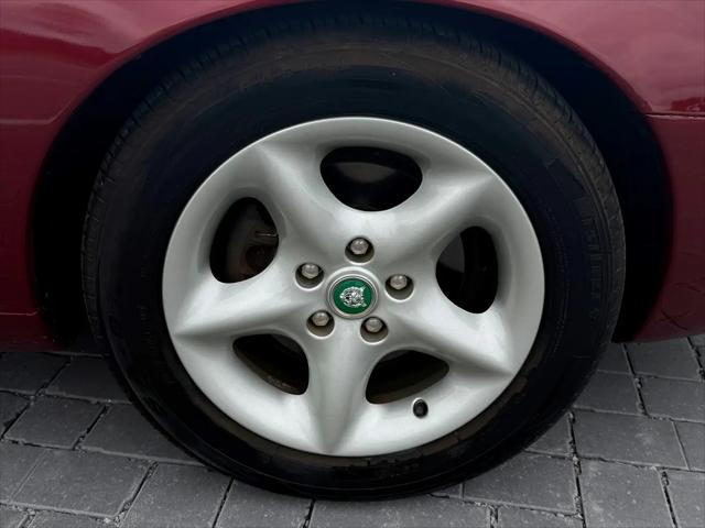 1997 Jaguar XK8 Standard
