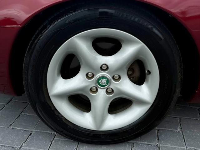 1997 Jaguar XK8 Standard