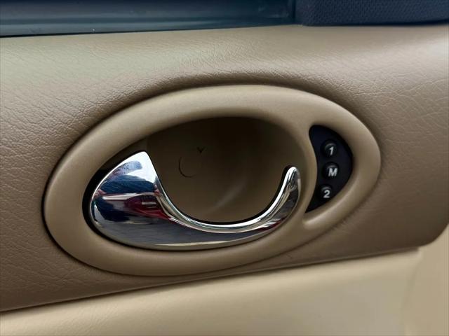 1997 Jaguar XK8 Standard