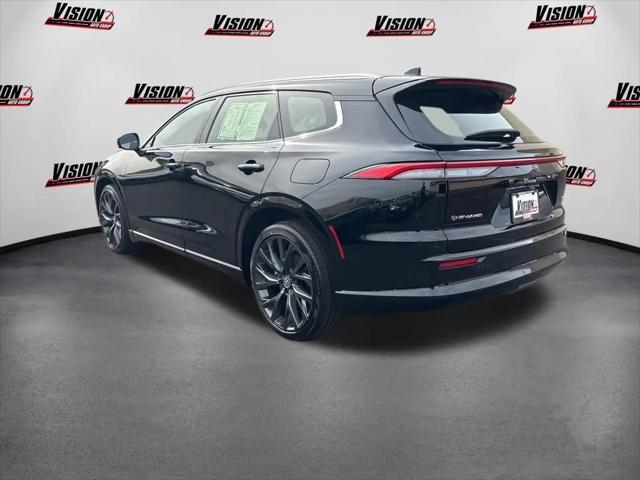 2025 Toyota Crown Signia Limited