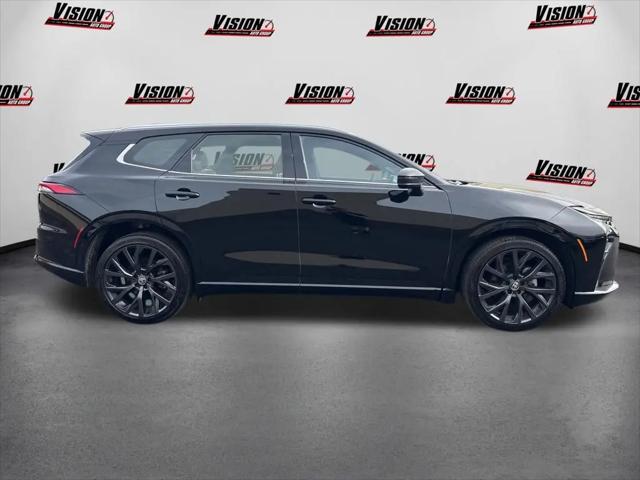 2025 Toyota Crown Signia Limited