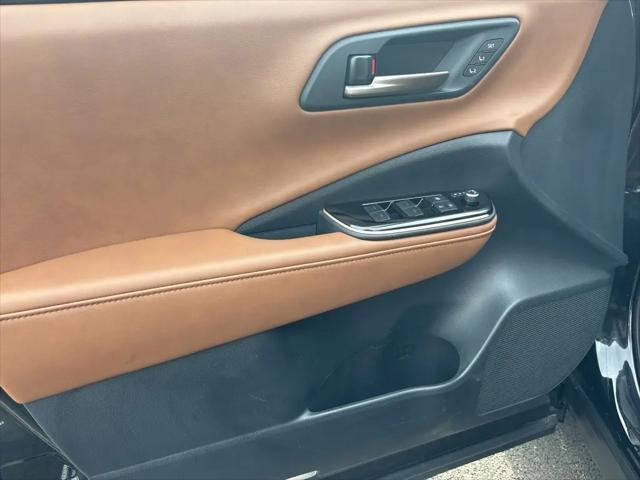 2025 Toyota Crown Signia Limited