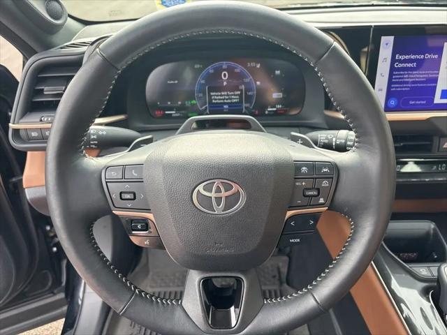 2025 Toyota Crown Signia Limited
