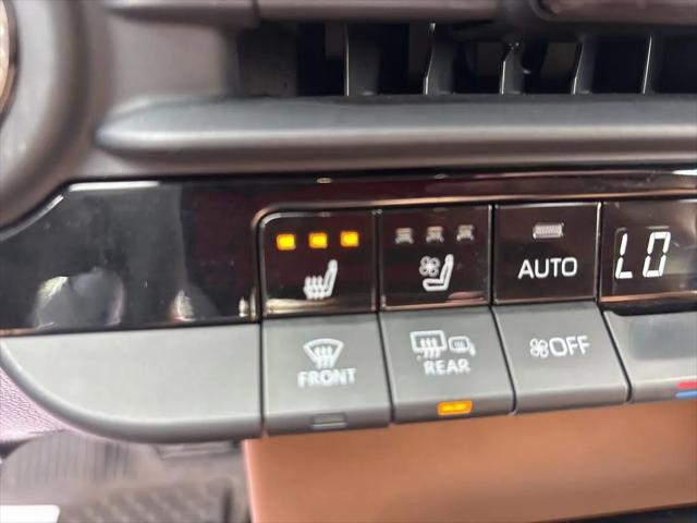 2025 Toyota Crown Signia Limited