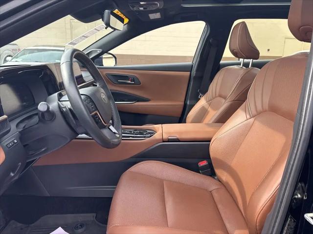 2025 Toyota Crown Signia Limited