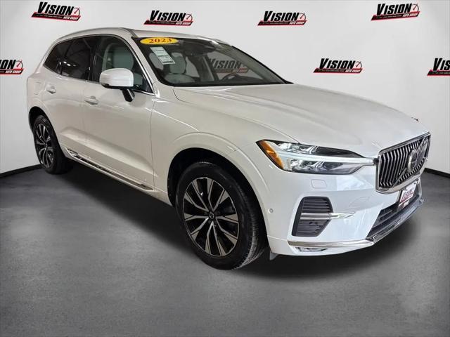 2023 Volvo XC60 B5 Plus Bright Theme