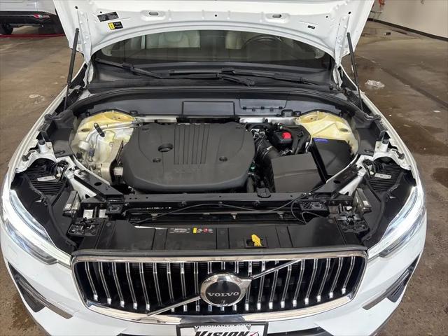 2023 Volvo XC60 B5 Plus Bright Theme