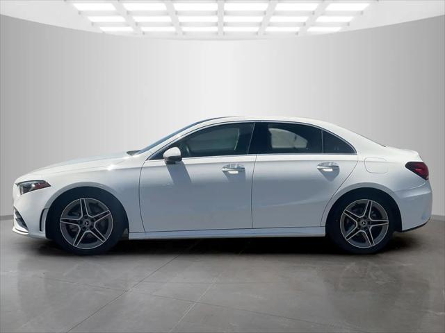 2022 Mercedes-Benz A 220 A 220