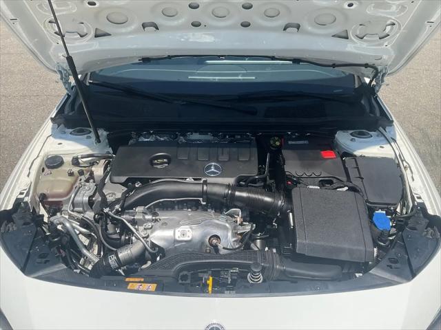 2022 Mercedes-Benz A 220 A 220