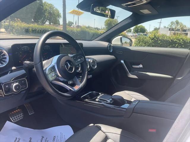 2022 Mercedes-Benz A 220 A 220