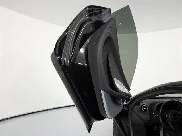 2023 McLaren GT Standard