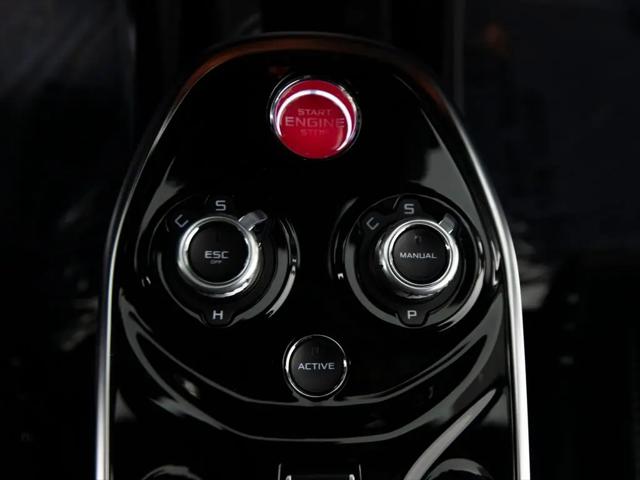 2023 McLaren GT Standard