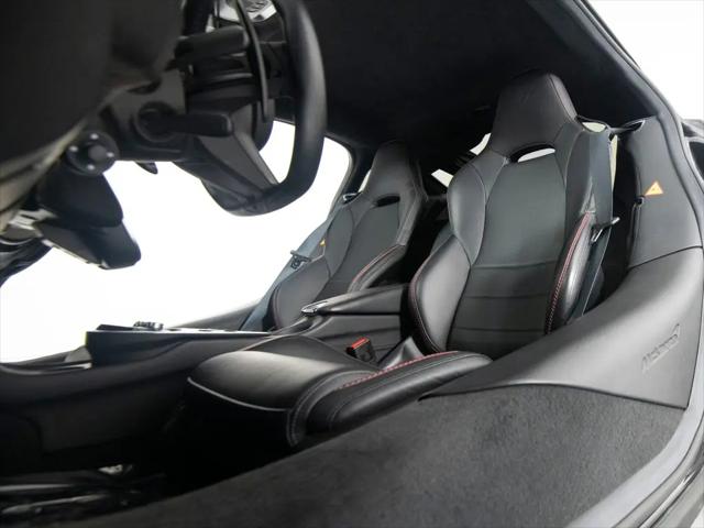2023 McLaren GT Standard